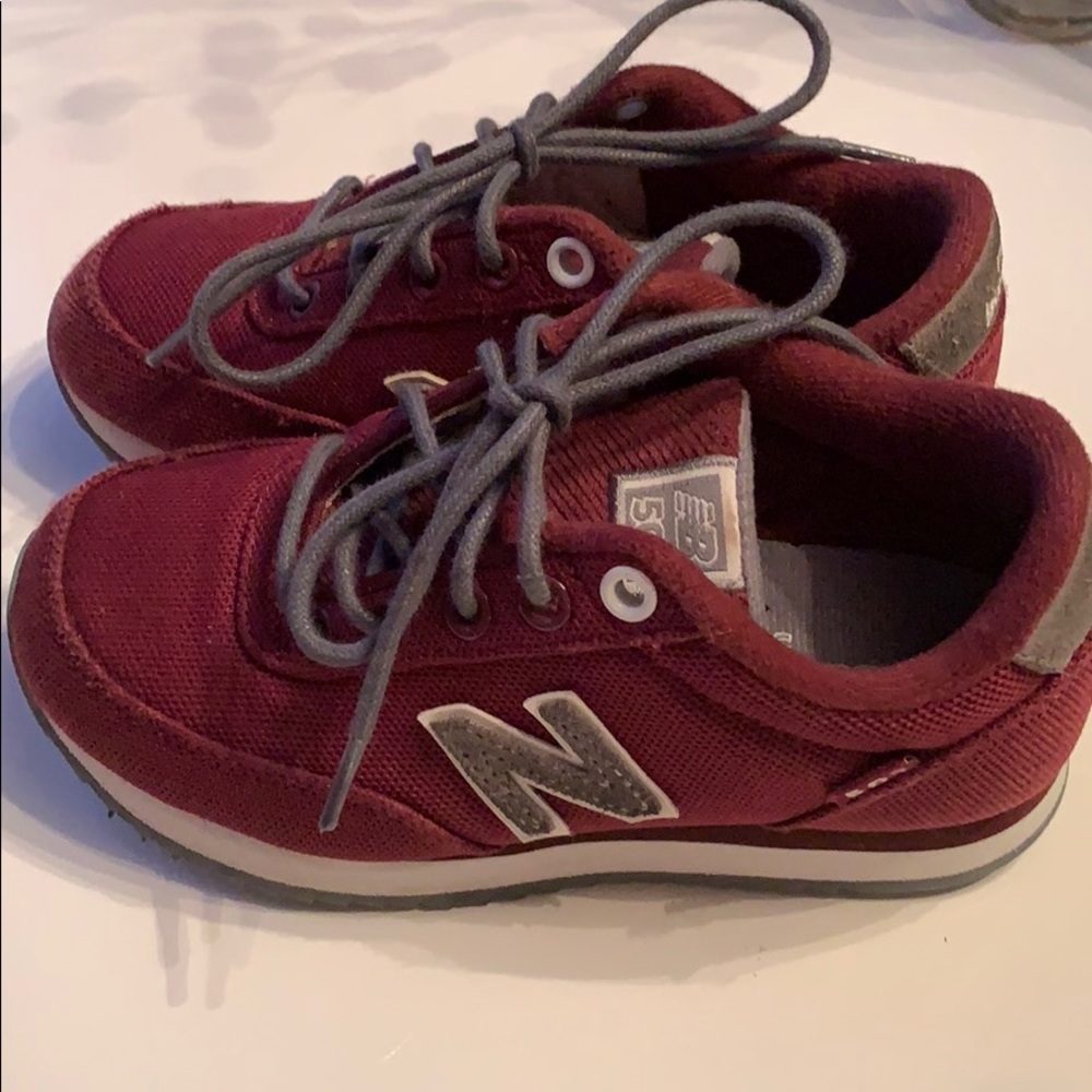 Boys 501 New Balance (Burgundy)